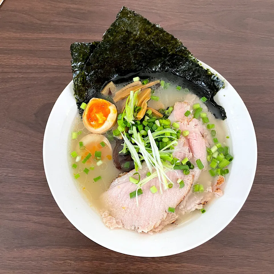 Snapdishの料理写真:鯛だし塩ラーメン|dashi menjiroさん