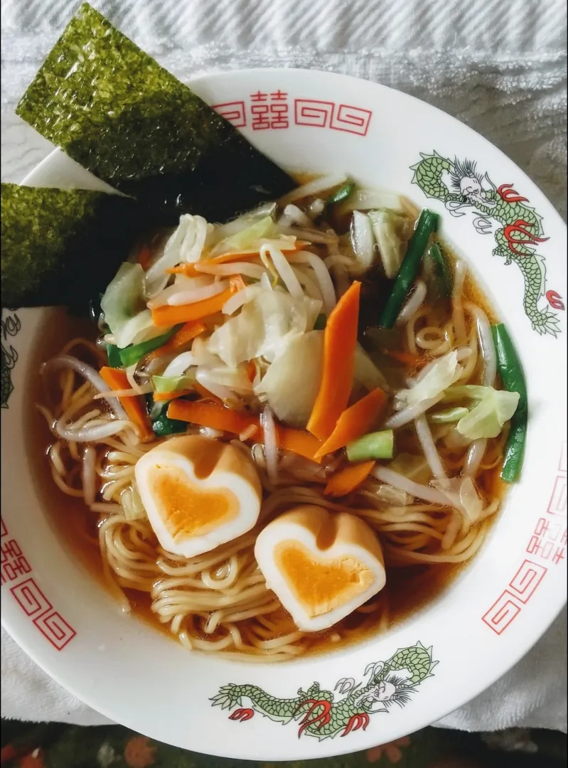 味玉ラーメン　ハート型|アリーナ香貫くんさん