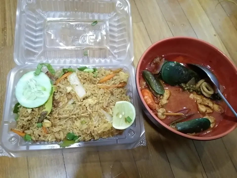 Snapdishの料理写真:Nasi Goreng Tomyam Chiangmai🍛|Oka Budiさん