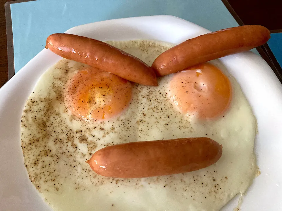 目玉焼き|はっちぃさん