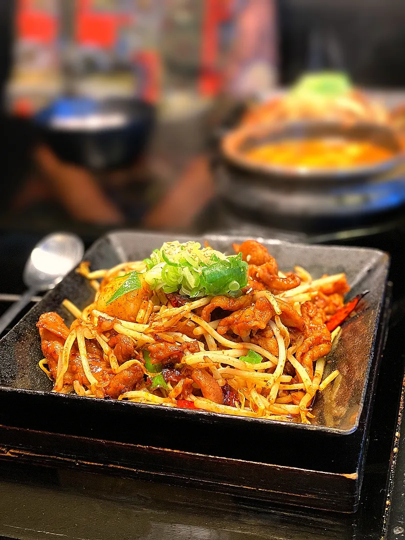 제육볶음 (Stir-Fried Pork, 豚肉炒め)

辛い|Kooさん