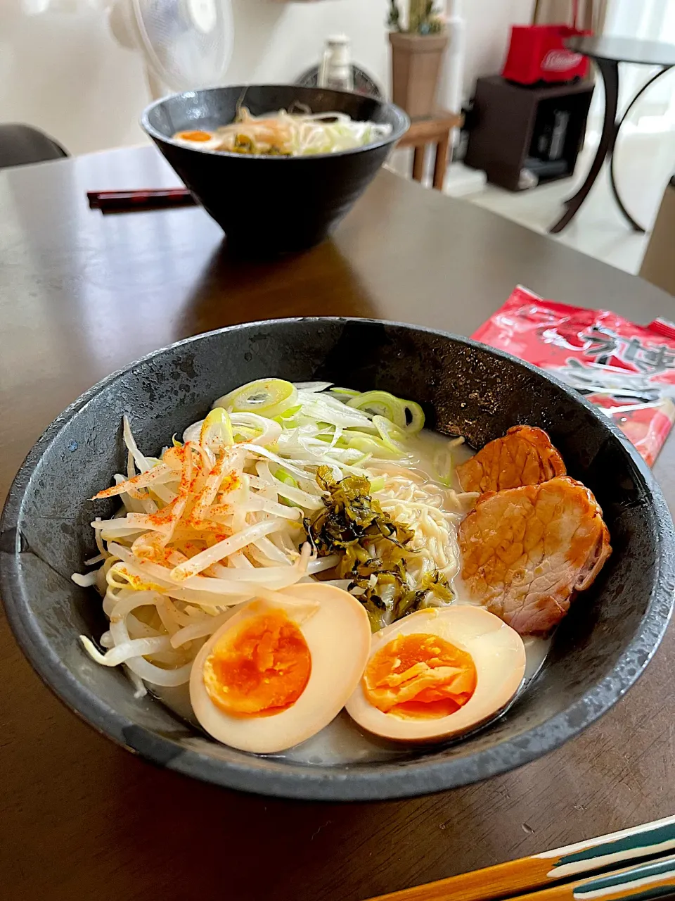 Snapdishの料理写真:朝ラー🍜博多（風）？|ナガマンさん