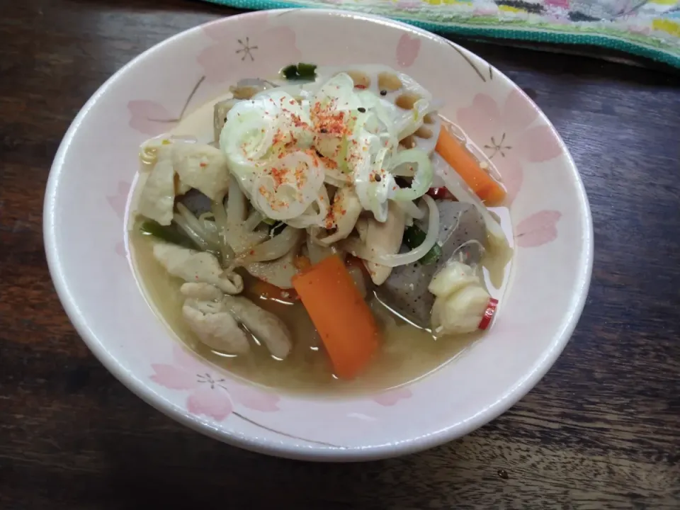 豚モツ煮込み風鍋🍲|にんにくと唐辛子が特に好き❤️(元シャリマー)さん