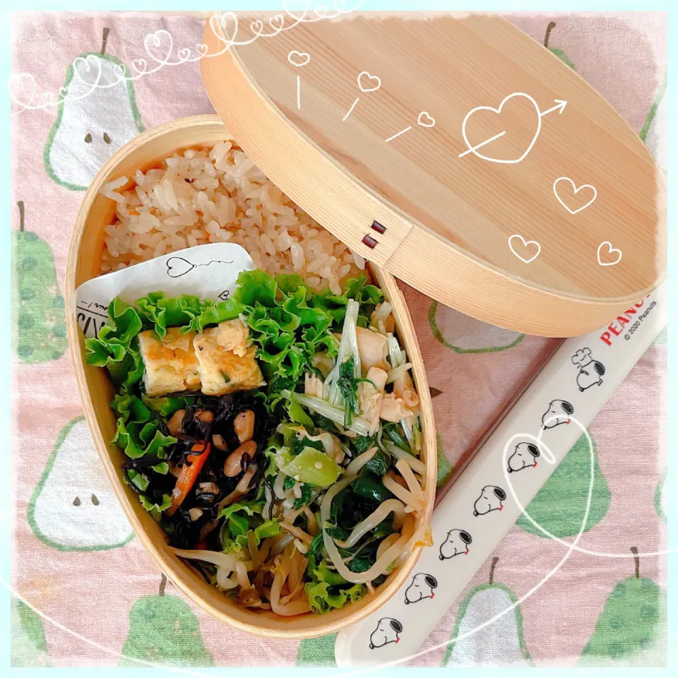 ９／２７ ｍｏｎ ゴボウ炊き込みごはん弁当🍴|rinaronarさん