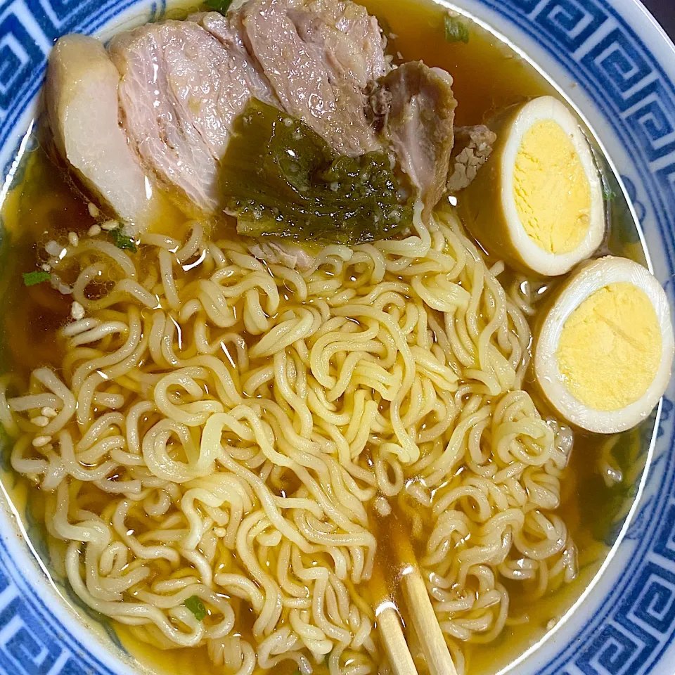 チャーシュー入りインスタントラーメン|お父ちゃんファミリーさん