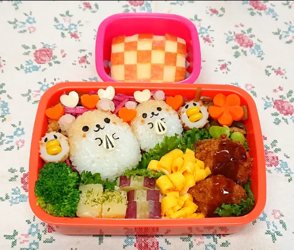 ハムちゃん焼そば弁当❤️ハムちゃんの下には焼そばが隠れてます😊|みちゅあしさん