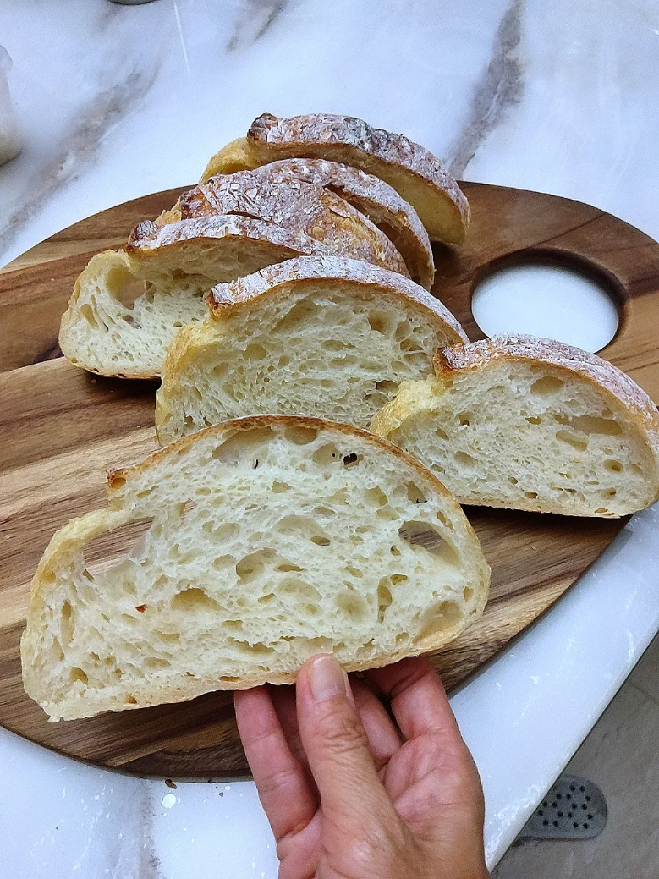 Crumb shot of Classic sourdough|Jocelyn SETさん