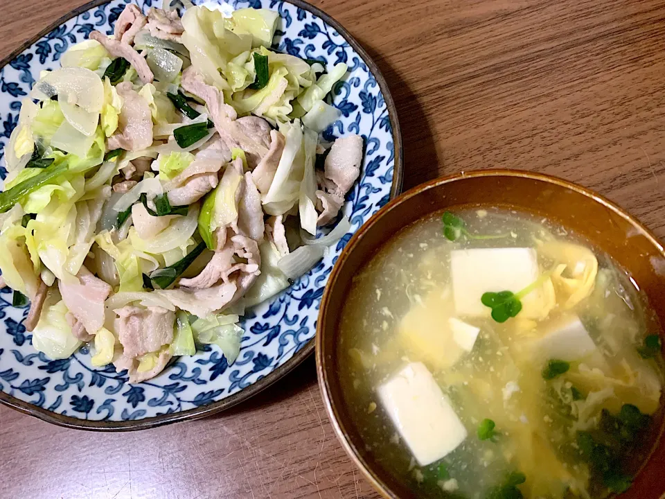 ・野菜炒め　・かいわれ、豆腐、卵のスープ|みぃさん