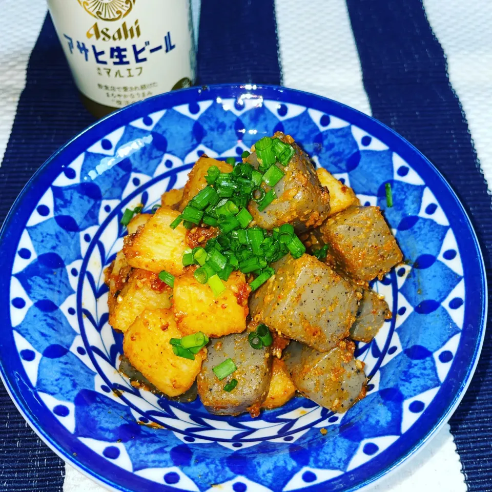 ひろりんさんの料理 こんにゃくと山芋のピリ辛ヤムニョム炒め🌶|めんちゃんさん