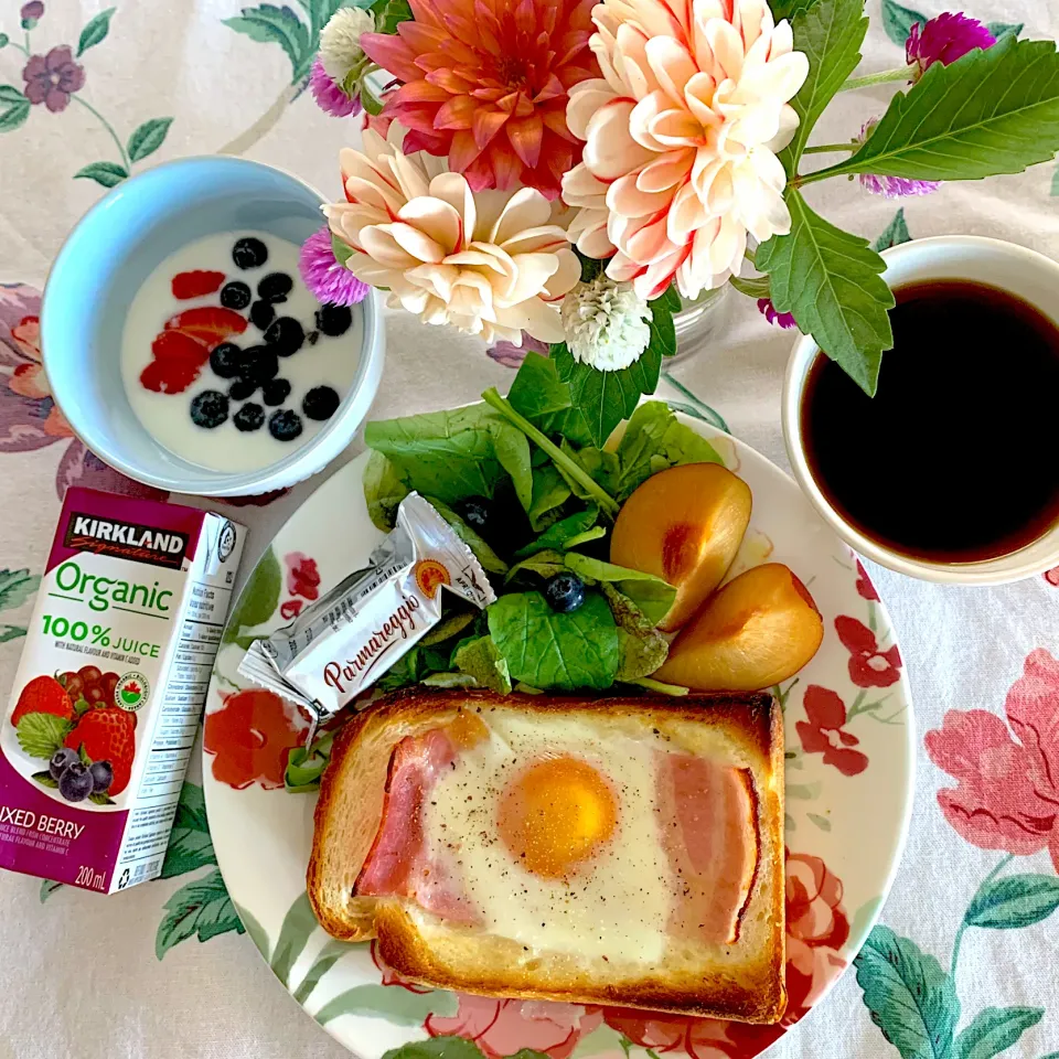 Snapdishの料理写真:🌼花とモーニングプレート🌼|あっちゃんさん