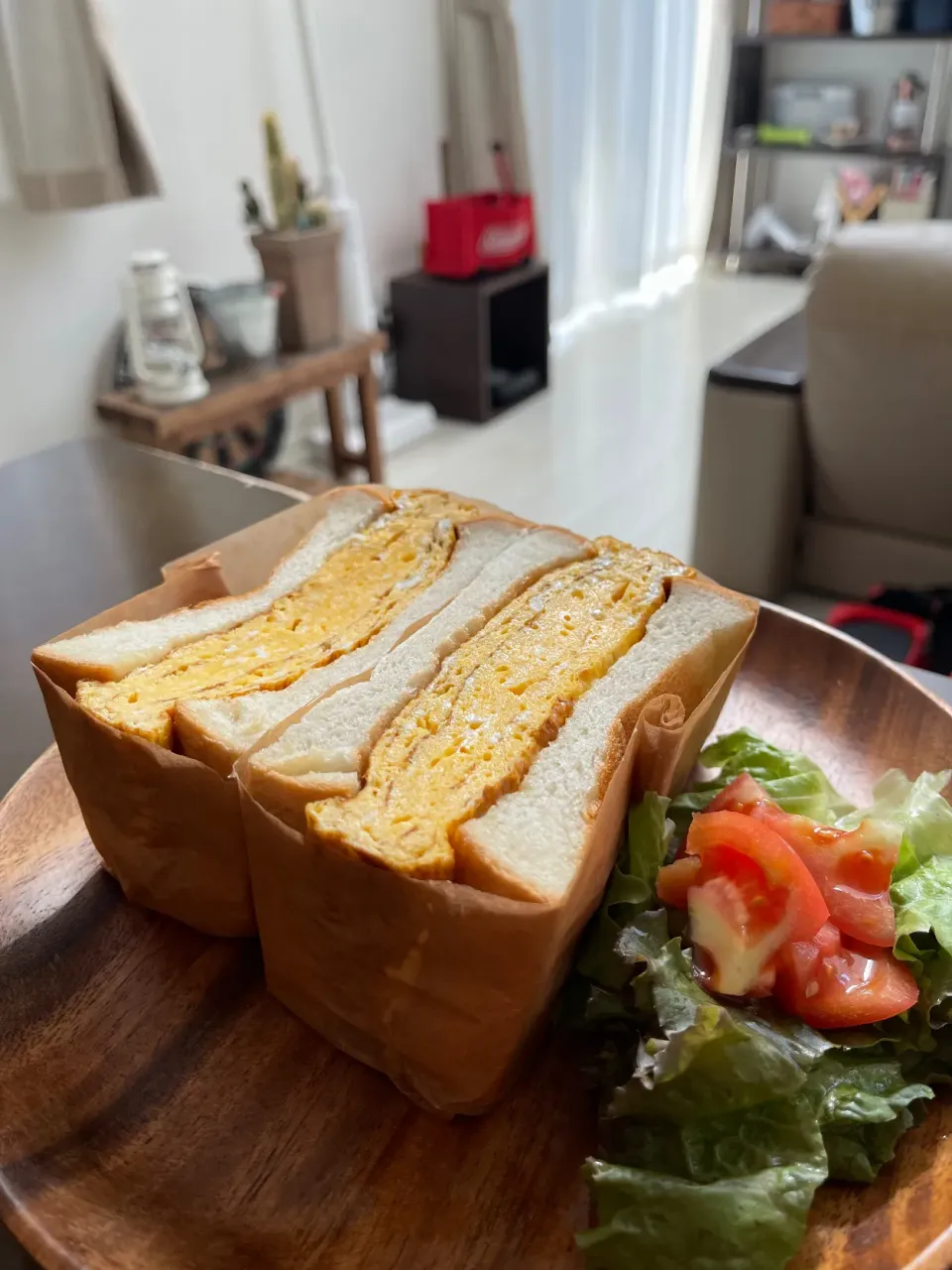 Snapdishの料理写真:タマゴホットサンド🥚|ナガマンさん