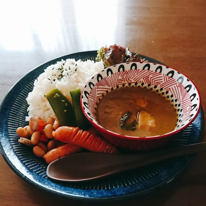 旦那ちゃんお昼ご飯🍛|かのさん