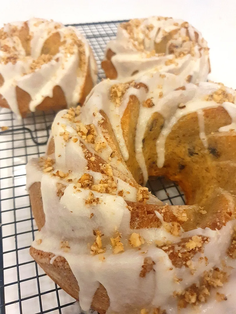 Snapdishの料理写真:Todays Bake! Cranberry, almonds and banana bundt cake|YCさん