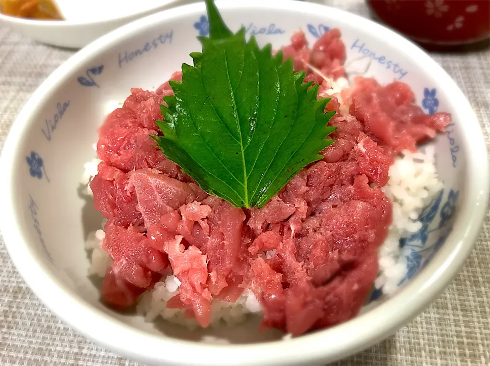 マグロ丼|shibazakiさん