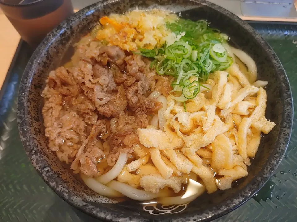 牛肉うどん(●´ω｀●)|おてんとさんさん