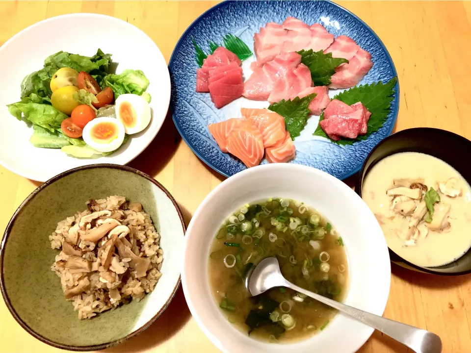 秋の味覚^_^ 松茸ご飯、松茸茶碗蒸しにマグロ尽くし😋😋|Hong Mi(hiromi )さん