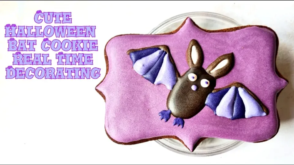 Cute Bat Cookie for Halloween - View my video on Real Time Decorating on youtube - just click on Recipe 🙏|Biscuite Queenさん