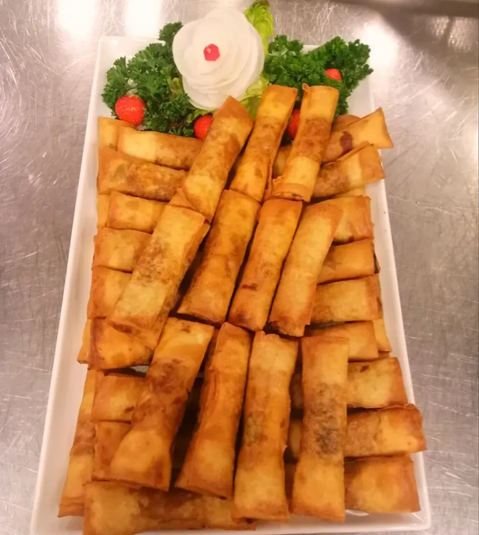 vegetable spring roll.|Gregory michael Fernandesさん