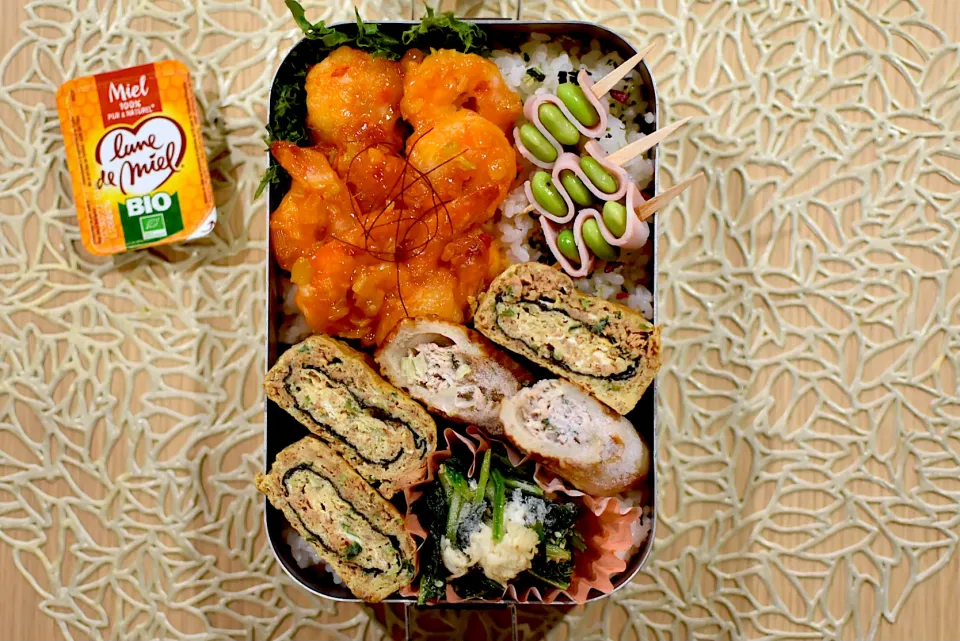 Snapdishの料理写真:#お弁当 #息子弁当 #高校生男子弁当 #男子弁当 #高校球児弁当 #作り置き弁当 #作り置き #常備菜 #豊かな食卓 #のっけ弁 #タッパー弁当|dra-kichiさん