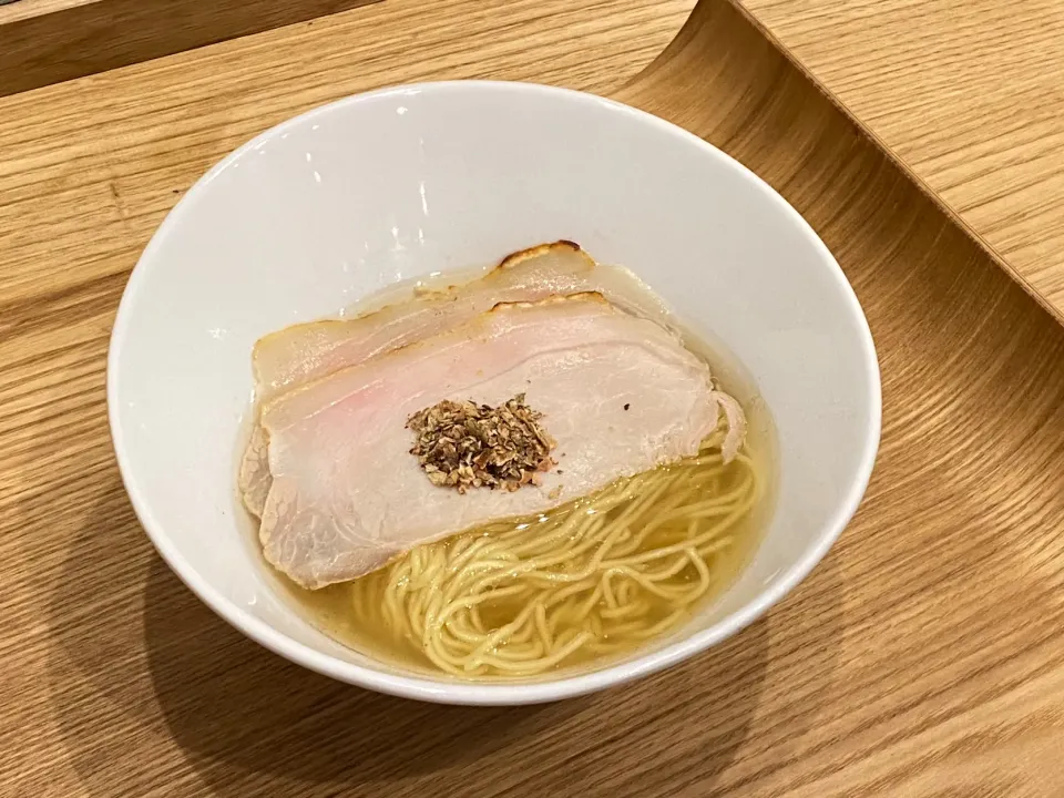 Snapdishの料理写真:魚介系醤油ラーメン|颯爽の遊び場さん