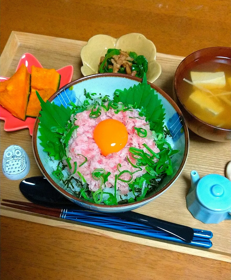 ネギトロ丼|とししいたけさん