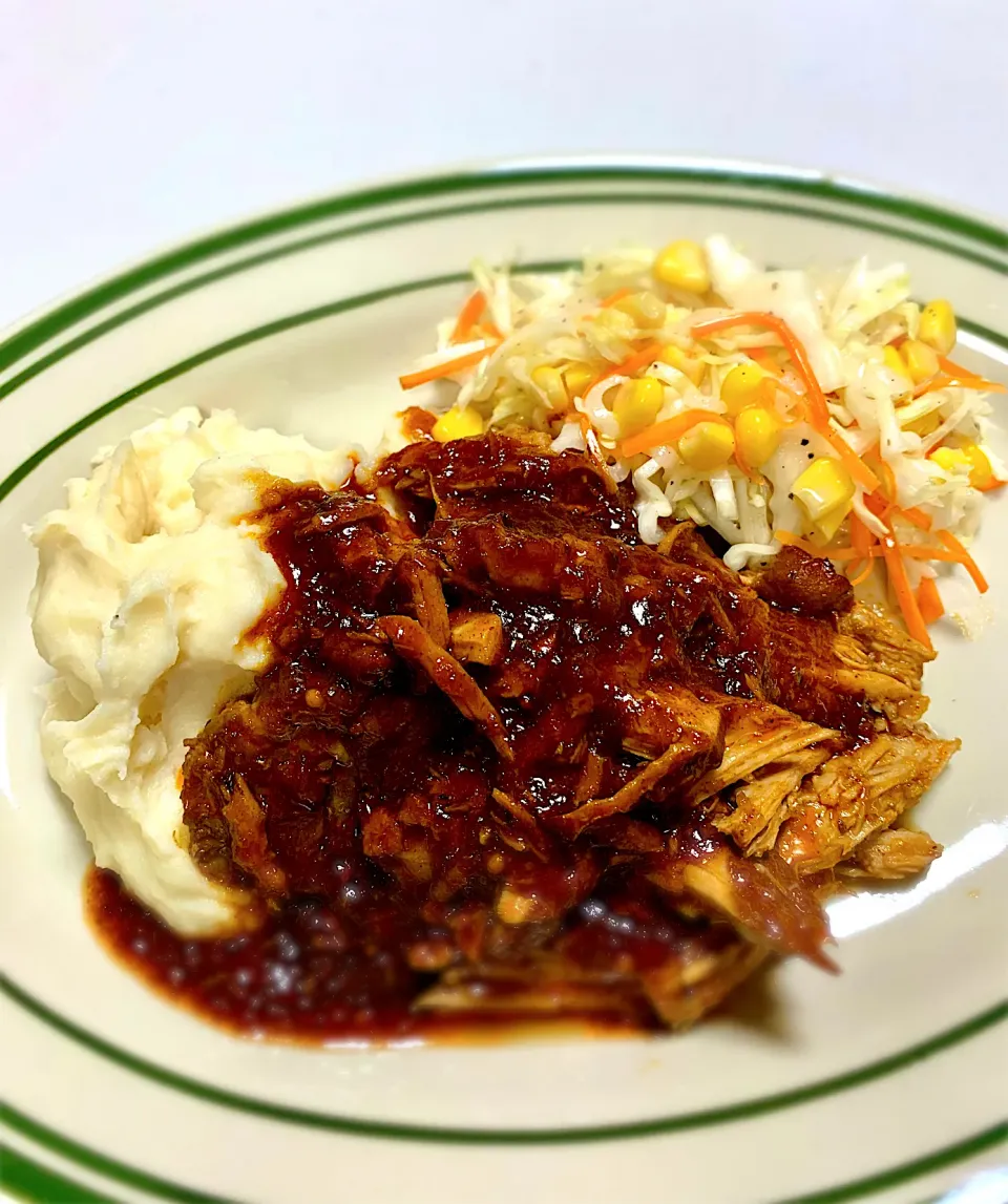 Pulled Pork and Coleslaw|gonbenさん