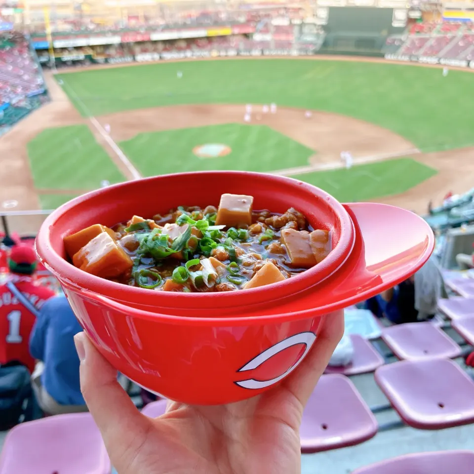 Snapdishの料理写真:守護神　栗林の極旨!!  麻婆豆腐丼|ちゃみこさん