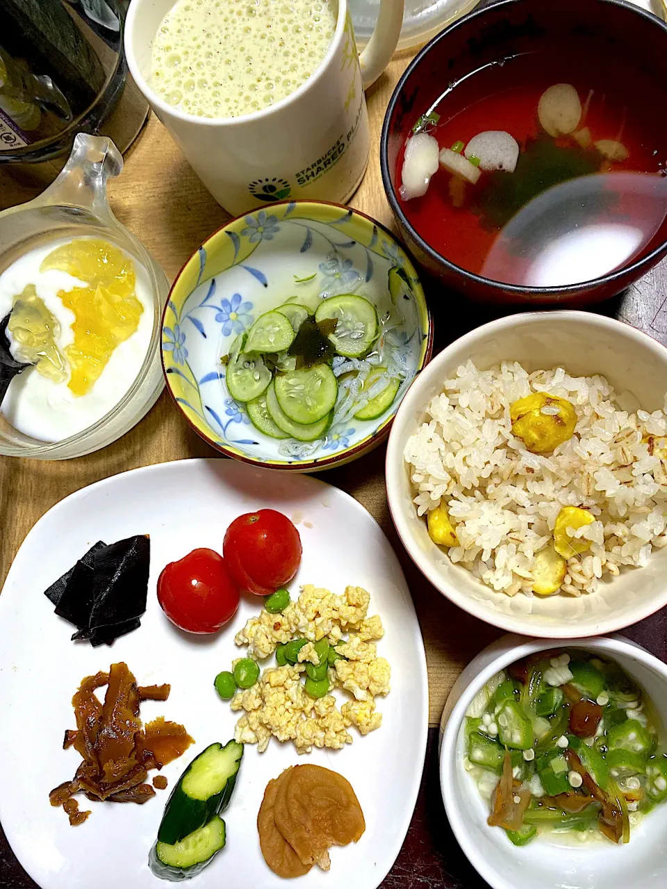 今日の朝ごはんは栗ごはん。|くのっちさん