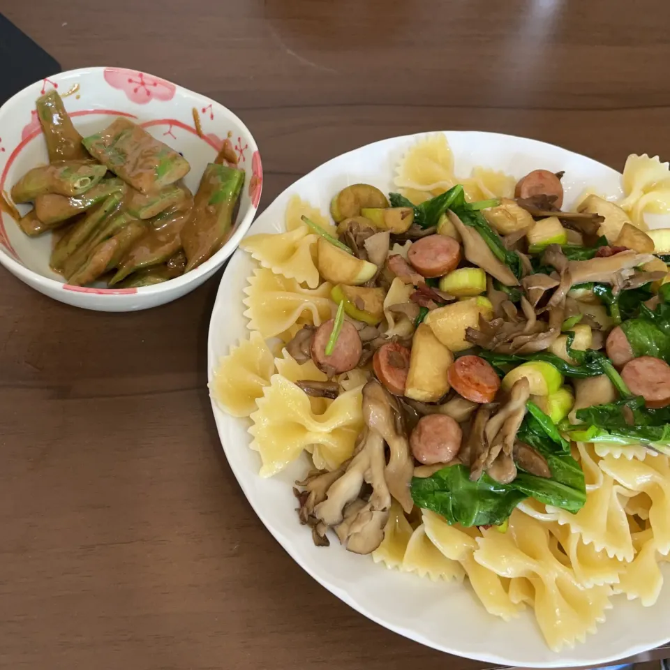 さやいんげんの胡麻和え・真薦だけと舞茸の和風パスタ|a-parkさん