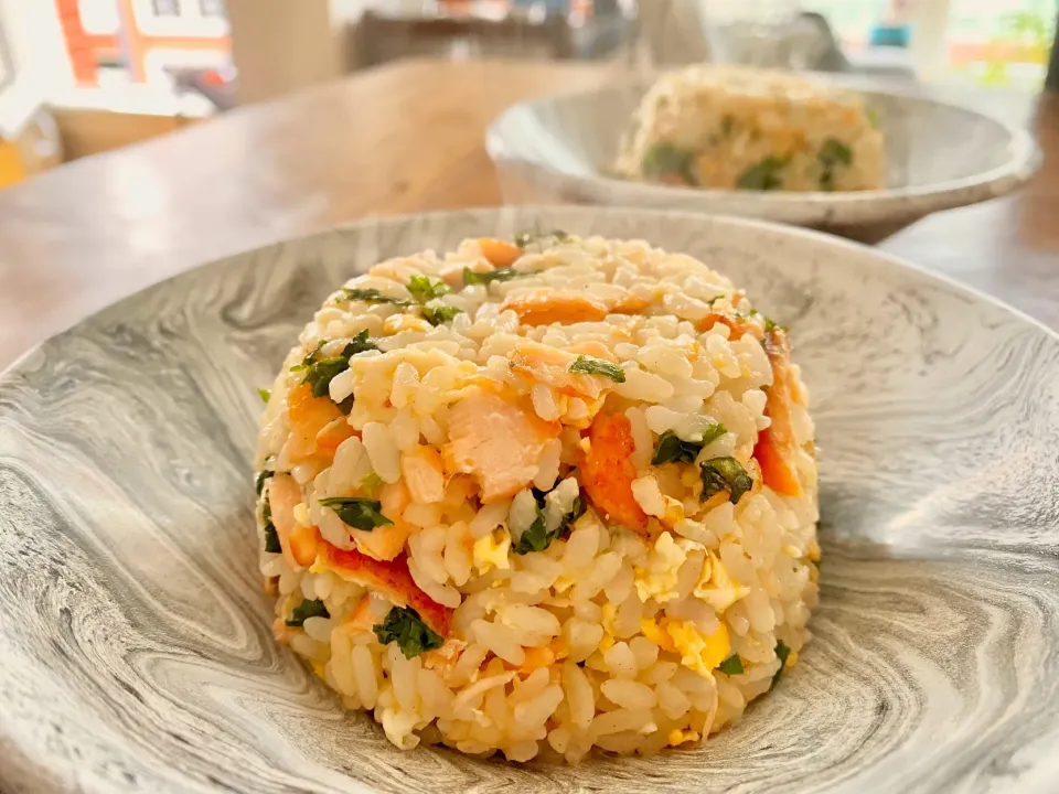 ケール🥬鮭炒飯|女神さん