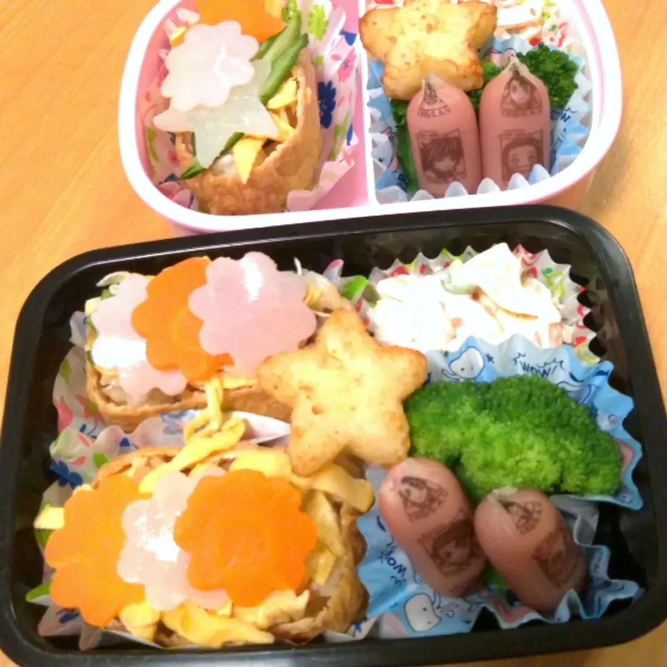 Snapdishの料理写真:お弁当🍱2021.7.7

七夕🎋弁当
七夕いなり寿司（錦糸玉子、型抜き野菜、ハムのせ）、星型ポテト、鬼滅ソーセージ、ブロッコリー、マカロニサラダ|macco7さん