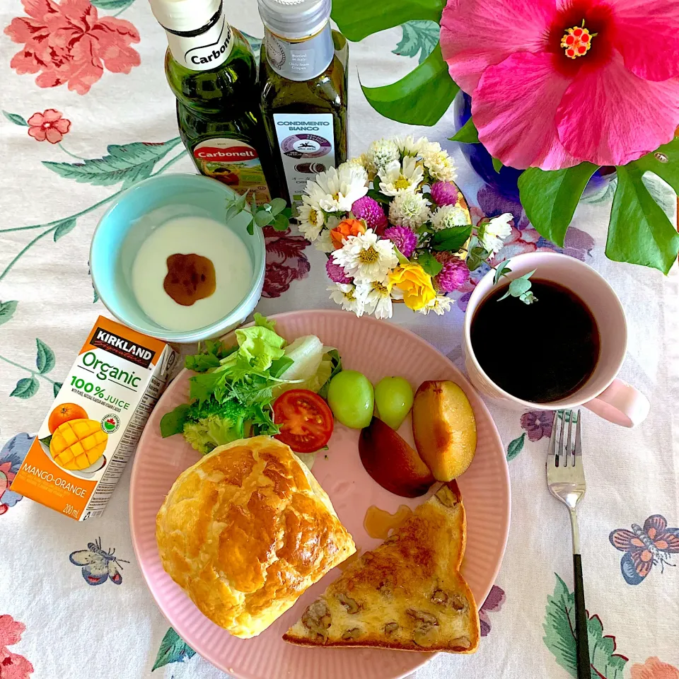 Snapdishの料理写真:🌼花とモーニングプレート🌼|あっちゃんさん