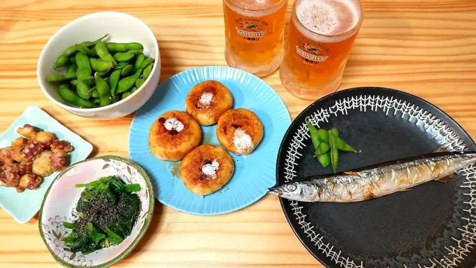 居酒屋風！
いももちチーズ
秋刀魚の塩焼き
タコのからあげ
枝豆
ほうれん草のおひたし|ひろゴーヤさん