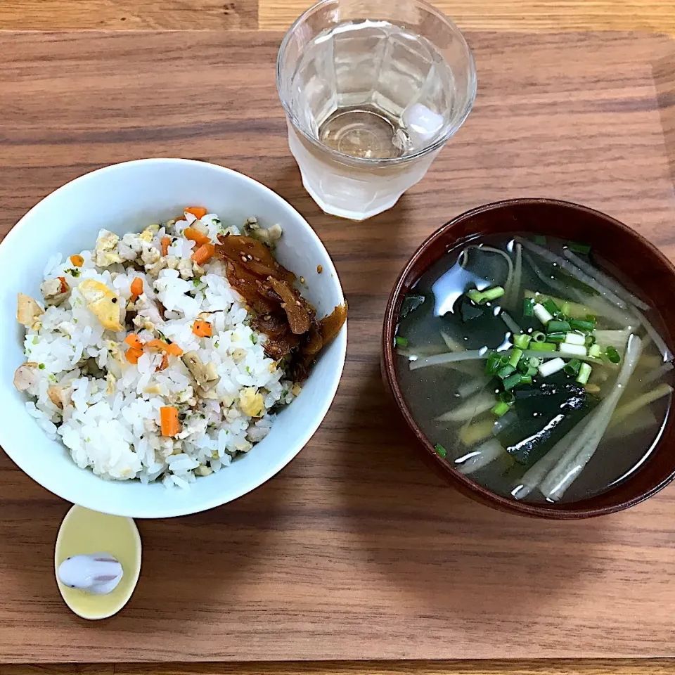 Snapdishの料理写真:五目納豆混ぜご飯の朝定食|morimi32さん