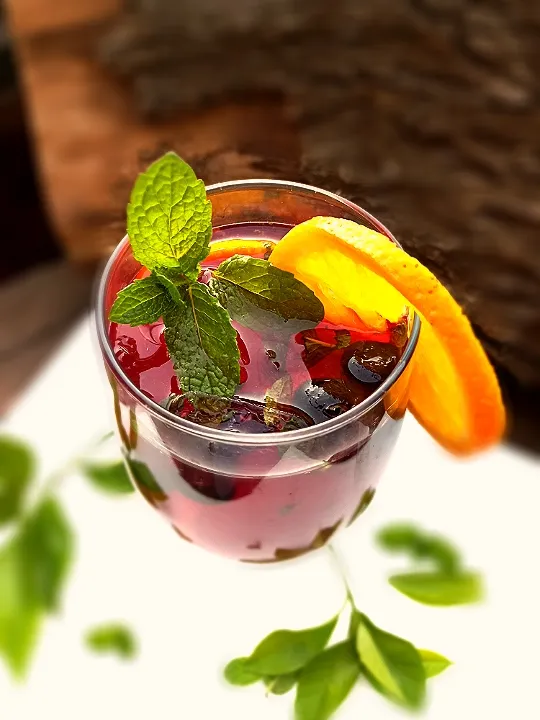 hibiscus ice tea with mint and orange|lakezies⁰さん