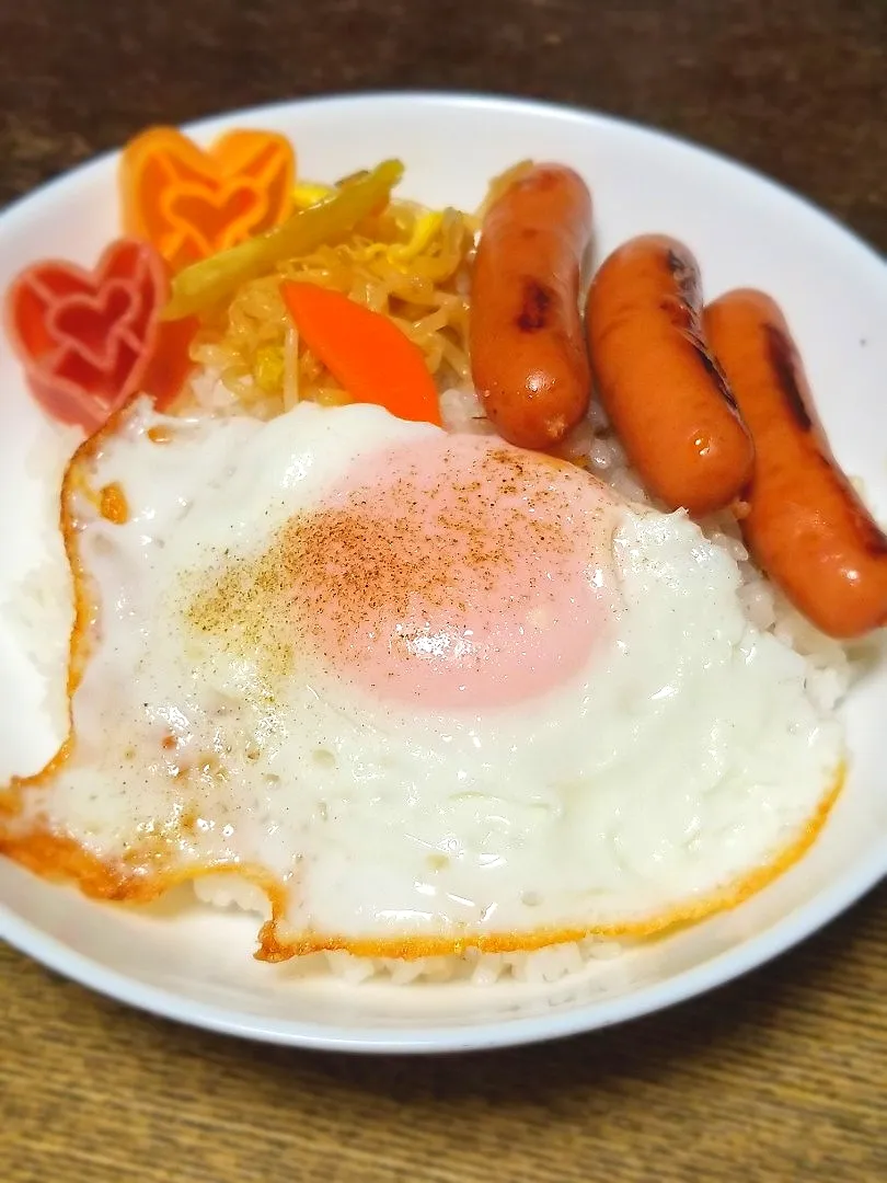 パパ作👨目玉焼きライス|ぱんだのままんさん