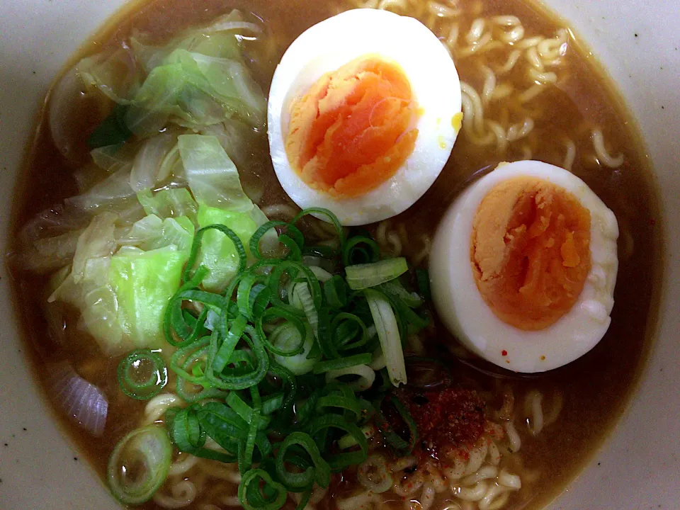 自家製 赤味噌ラーメン(玉子入)|ばーさんさん