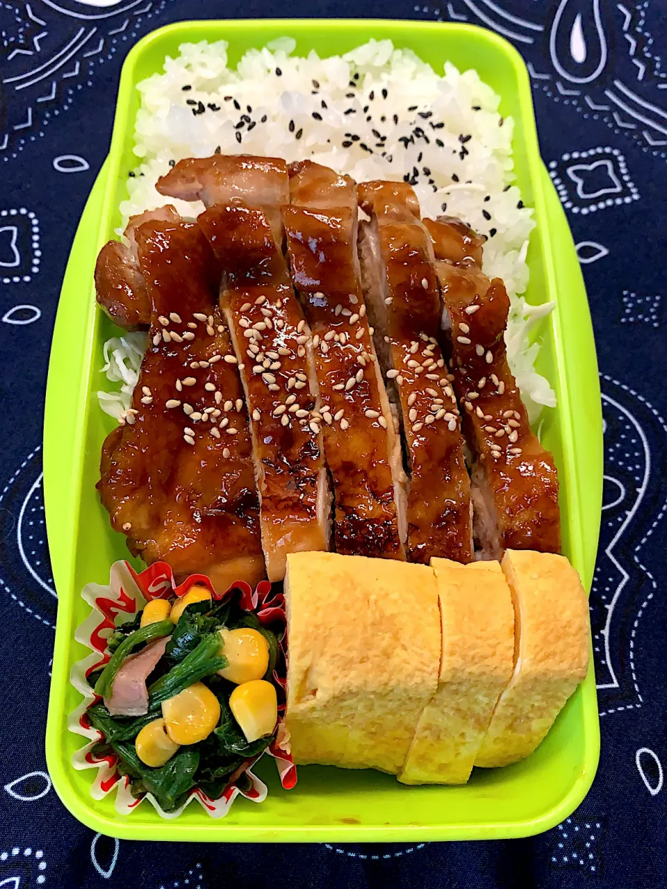 Snapdishの料理写真:照り焼きチキン弁当|ちょんさん