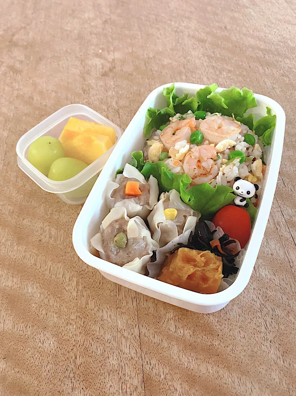 えびチャーハンとしゅうまいのお弁当|Sakikoさん