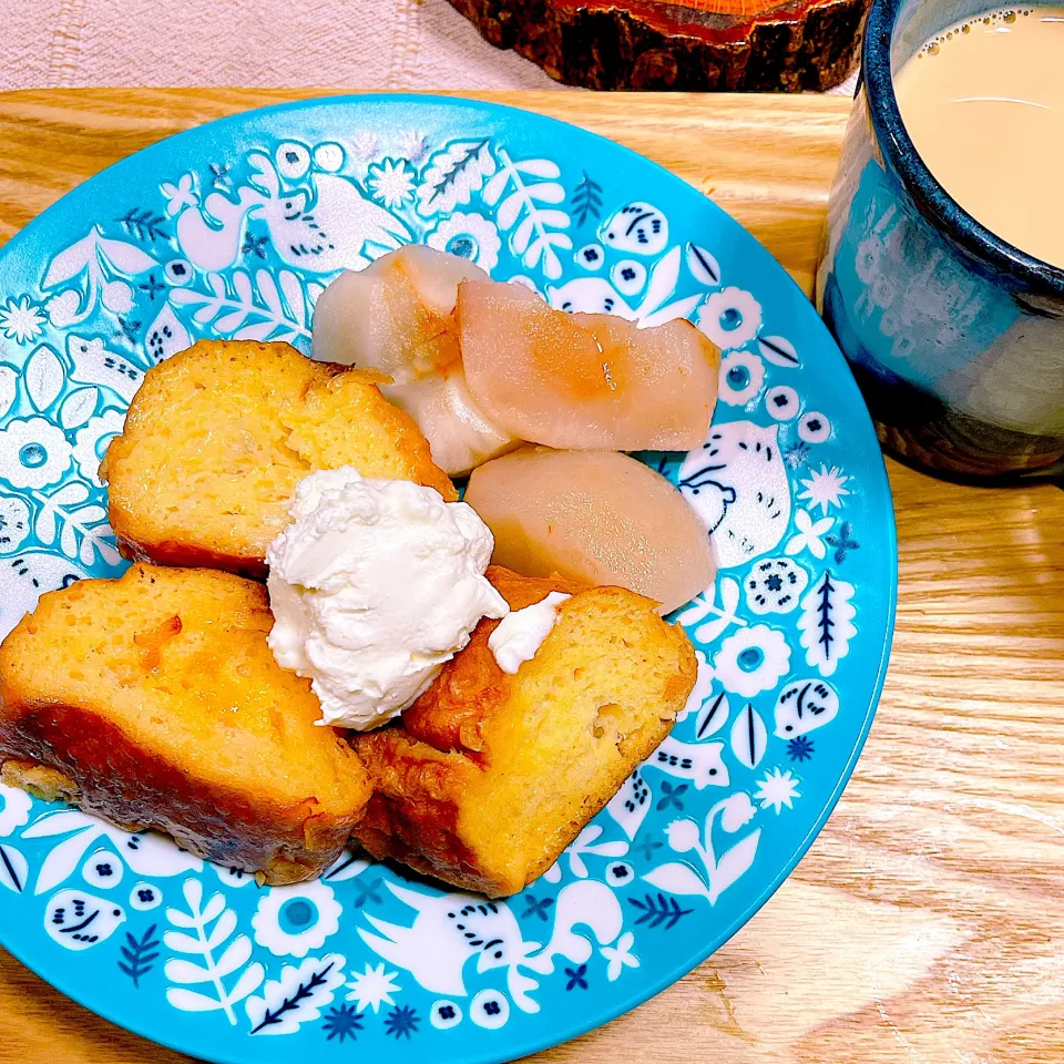 Snapdishの料理写真:2021/10/06 朝食はカフェオレとフレンチトースト|Blueberry🫐さん