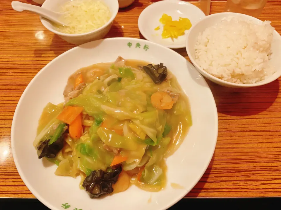 餡かけ焼きそば定食|コージ💫さん