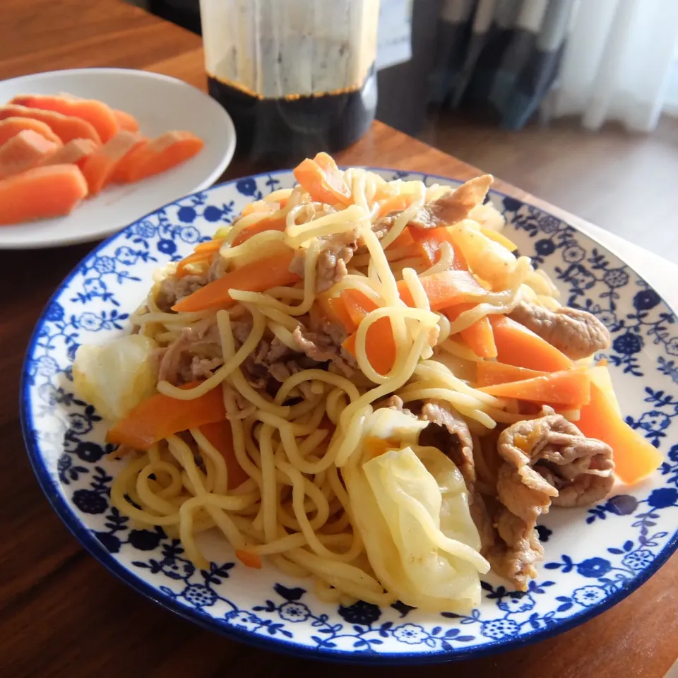 Snapdishの料理写真:あごだし焼きそば|ぎえちゃんさん