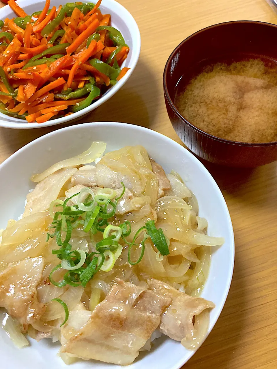 塩豚丼&にんじんとピーマンのきんぴら|sinさん