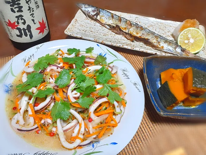 Snapdishの料理写真:coccoさんの料理🎶
　イカのマリネ🌿

カボチャ煮物
秋刀魚塩焼き🐟|びせんさん