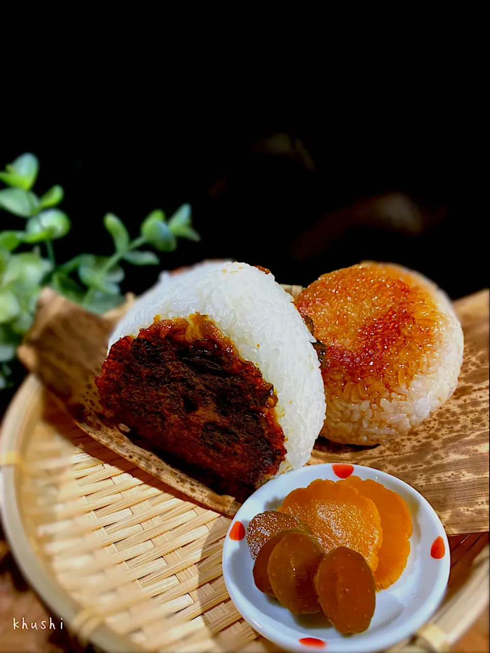 青唐辛子味噌と自家製かえしの焼きおにぎり🍙の置き弁|KOZUEさん