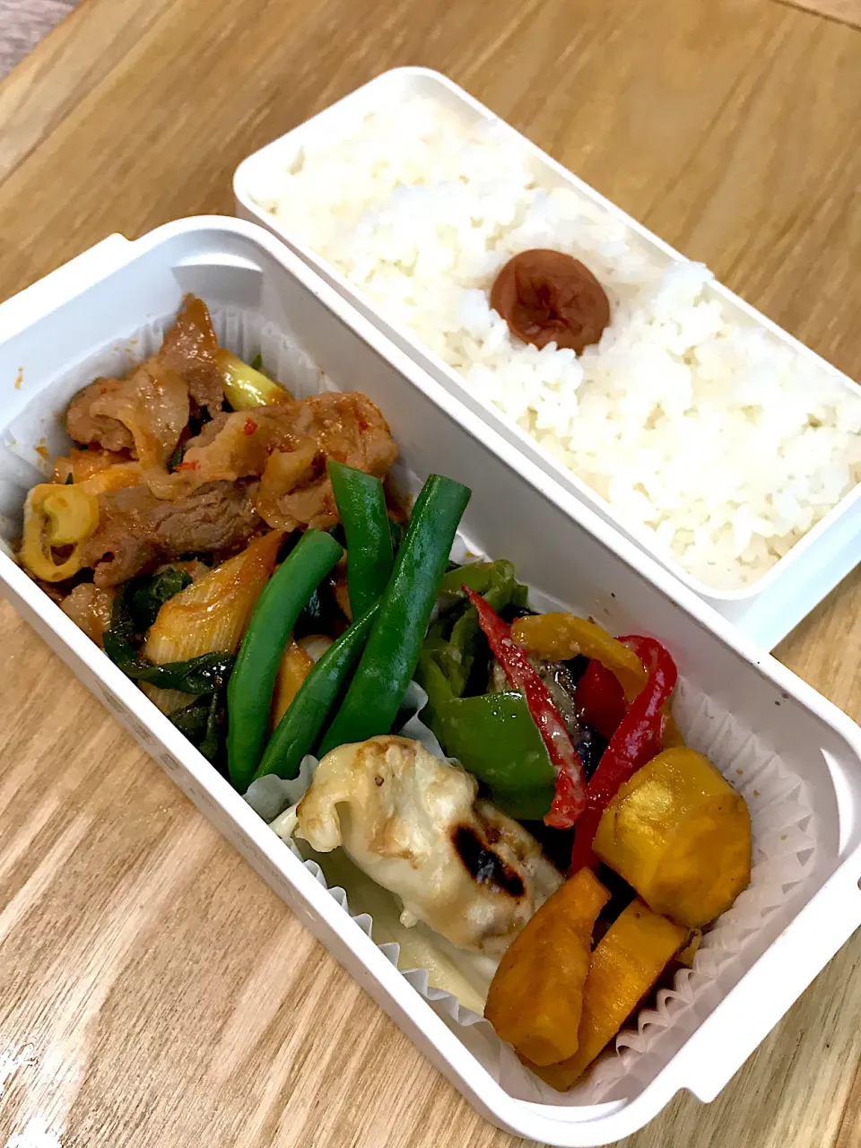 Snapdishの料理写真:豚の味噌炒め弁当|二キィさん