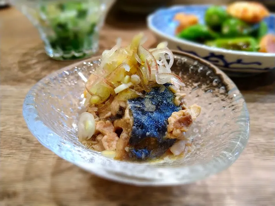 Snapdishの料理写真:鯖缶の辛味醤油掛け|古尾谷りかこさん