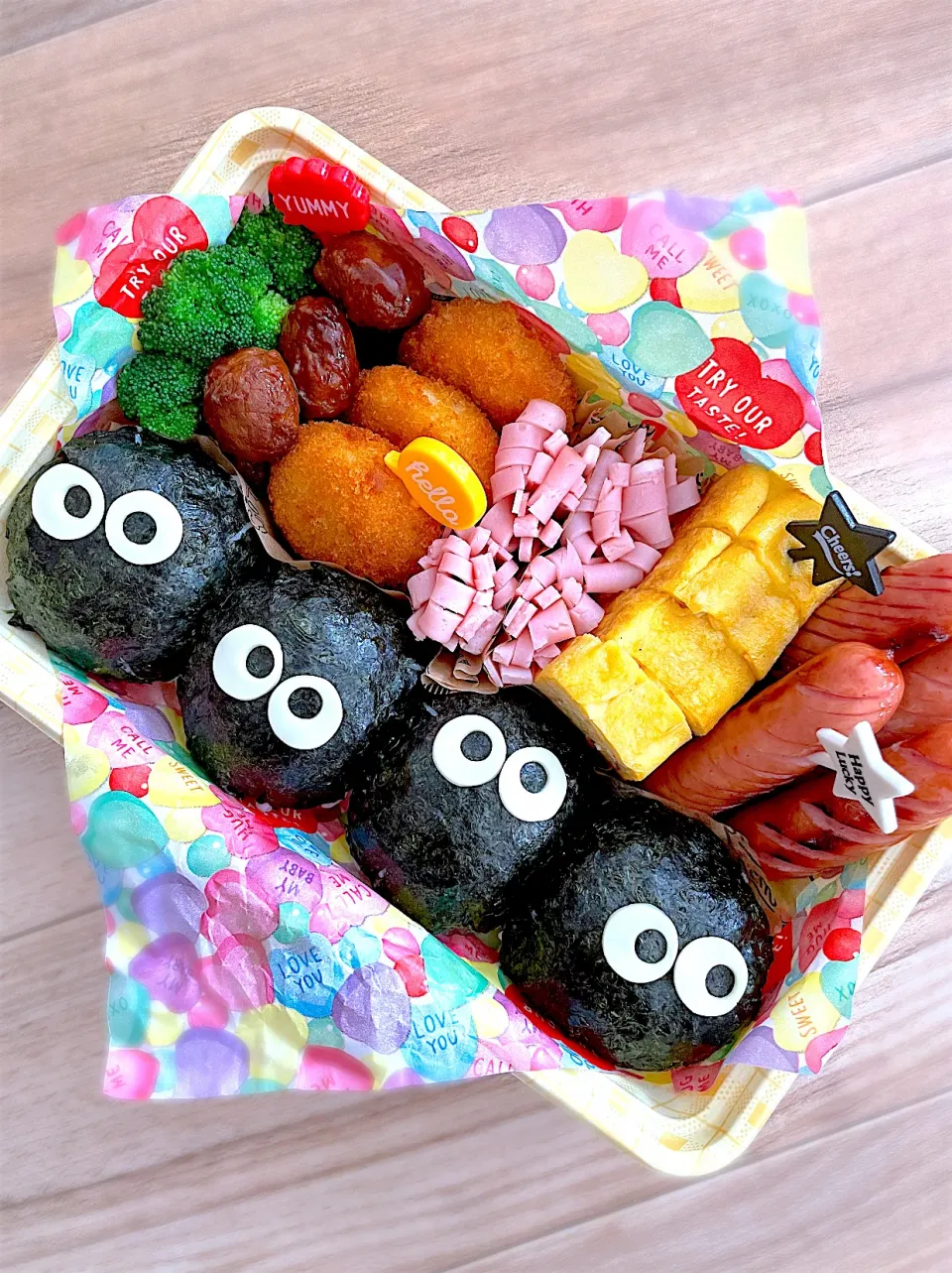 ピクニック弁当🍱まっくろくろすけ|mari＊yuakitoさん