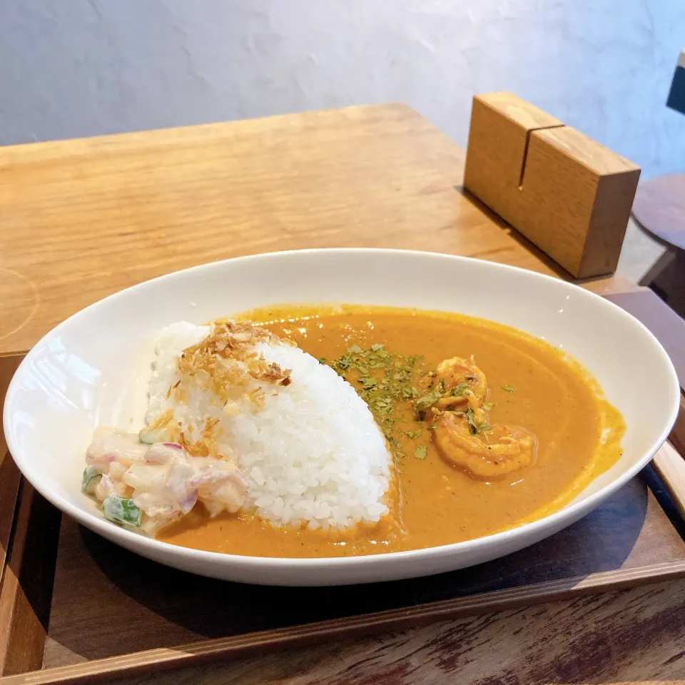 海老のビスク風カレー🍛🦐|ちゃみこさん