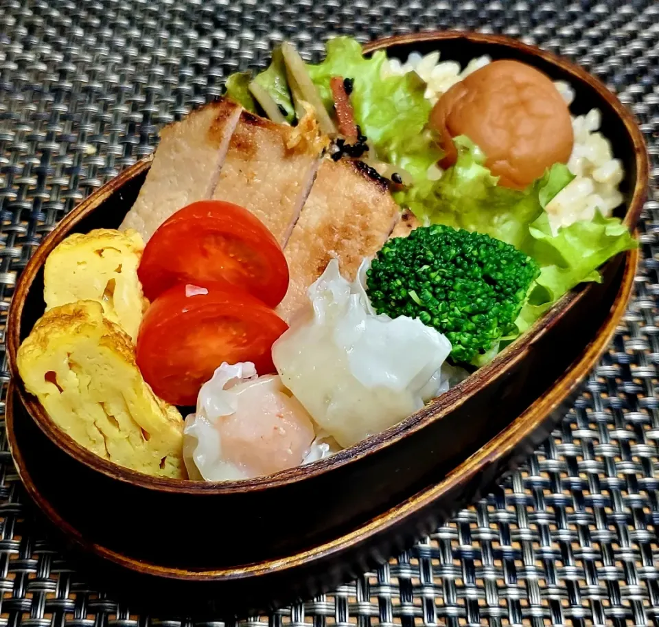 Snapdishの料理写真:豚ロース味噌漬け弁当🍱|クッキングオヤジさん